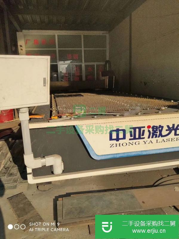 江蘇出售二手4000瓦中亞光纖激光切割機