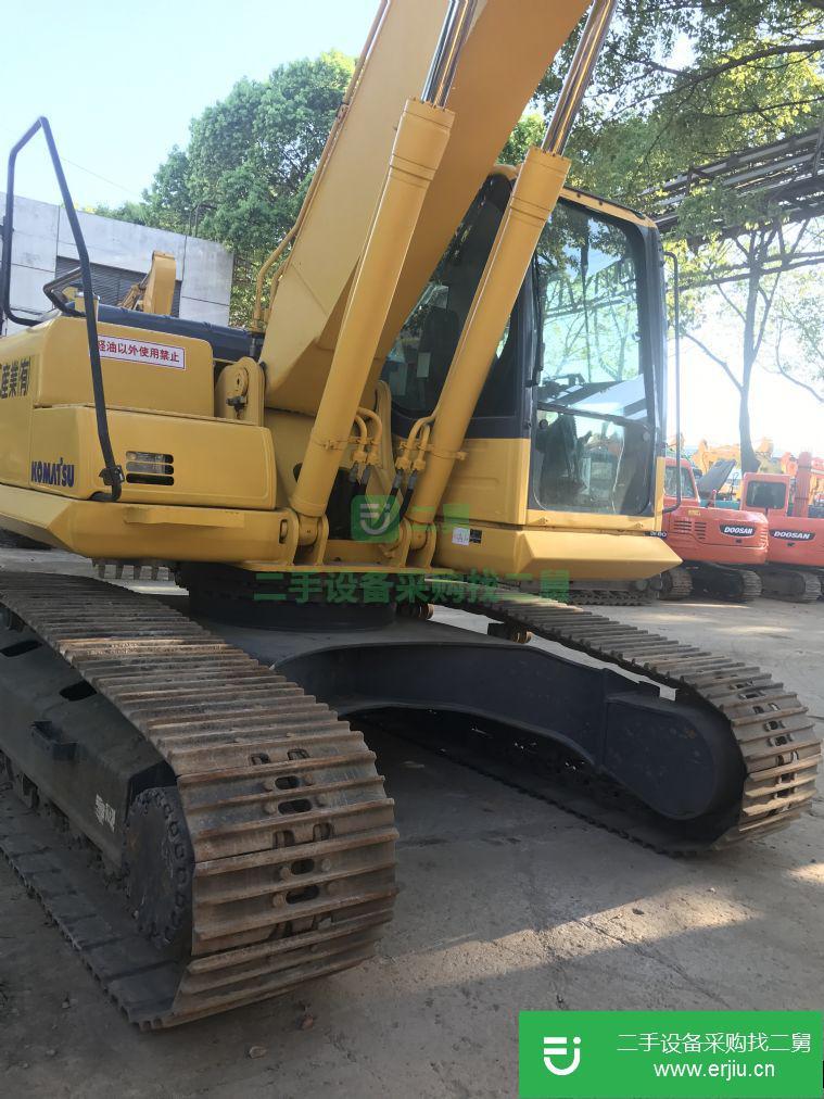 上海出售精品二手小松220-7挖掘機