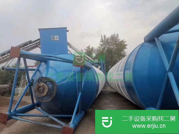 吉林出售二手攪拌站,博碩系統,米克斯主機,三個150噸水泥倉