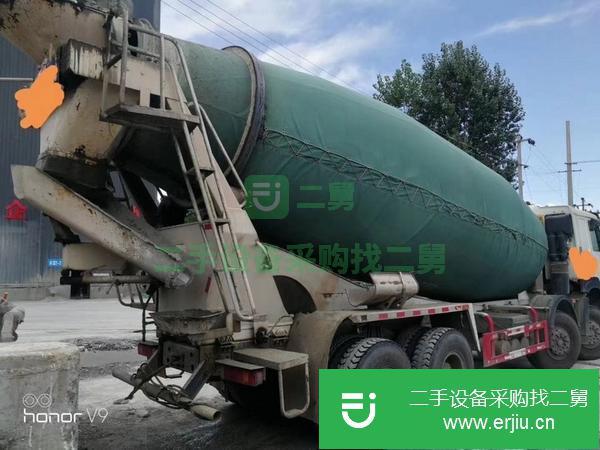山東出售18年5月豪沃大20方攪拌車。車況精品，輪胎好！