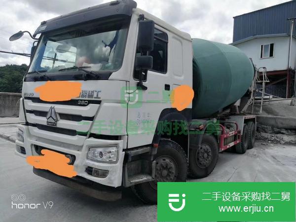 山東出售18年5月豪沃大20方攪拌車。車況精品，輪胎好！