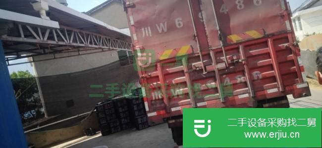 四川出售二手江淮格爾發(fā)220馬力倉(cāng)欄貨車(chē)