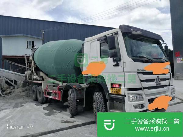 山東出售18年5月豪沃大20方攪拌車。車況精品，輪胎好！