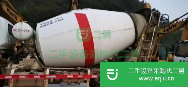 新疆出售二手國五三一8方攪拌車