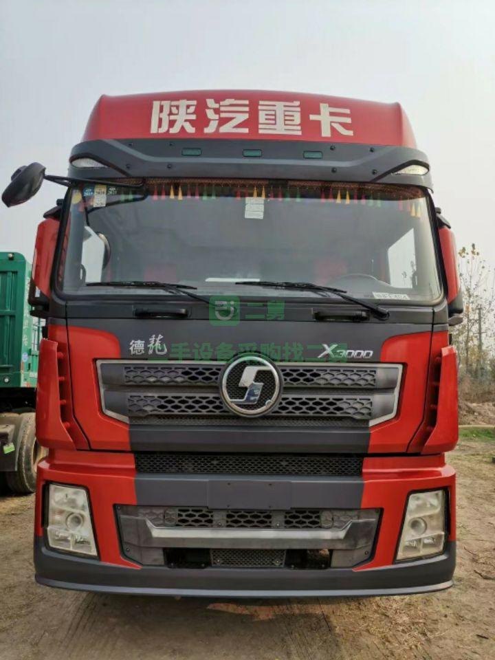 出售18年的德龍500馬力牽引車原車原版