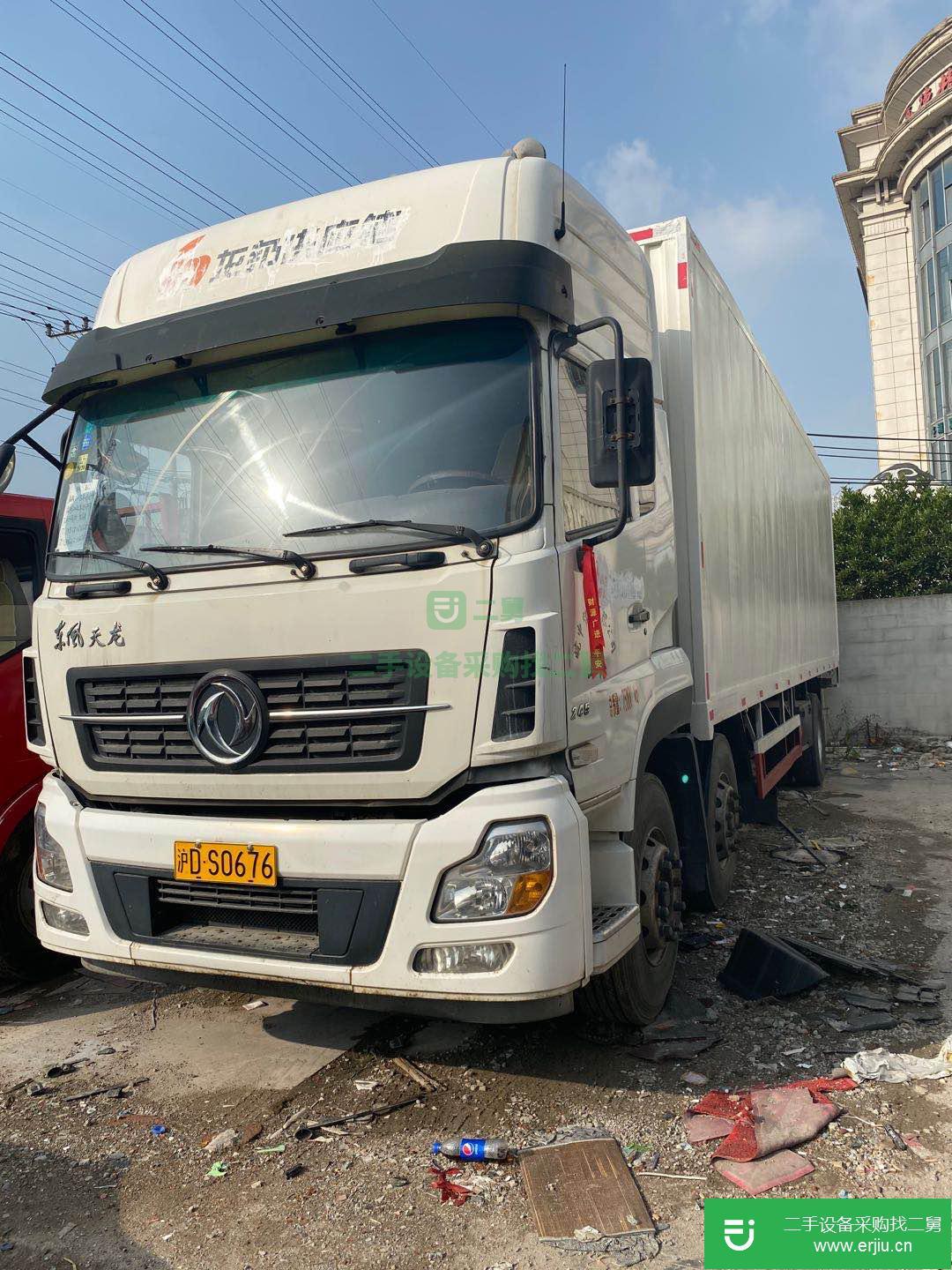 上海出售二手東風天龍箱式貨車
