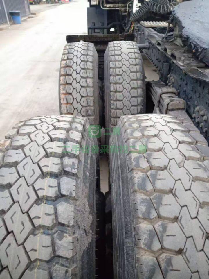出售1年整全保險國六德龍430馬力牽引車天然氣車