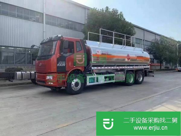 貴州出售二手解放G6后八輪油罐車(chē)