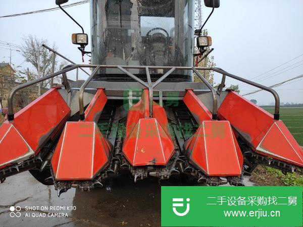 河南出售二手英虎四行玉米收割機