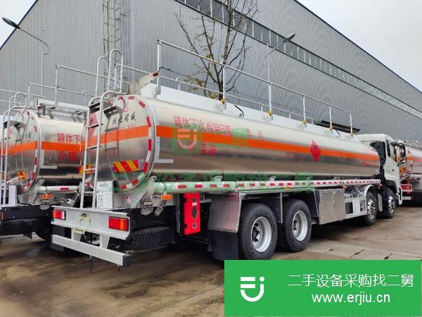 福建出售二手東風天龍前四后八加油車