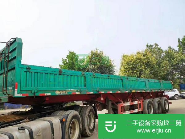 河北出售11.5米標(biāo)箱側(cè)翻半掛車