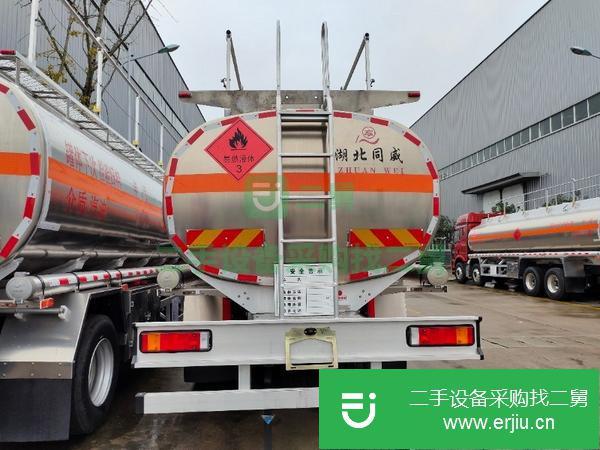 福建出售二手東風天龍前四后八加油車