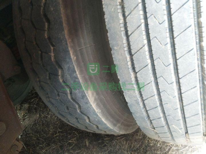 出售二手的鵬達13米高低板下翻門半掛車