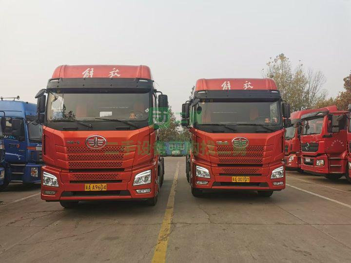 出售二手的19年的解放JH6/430馬力牽引車，濰柴動力，原車原版