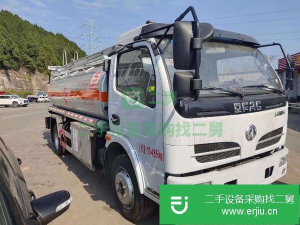 四川出售二手8噸油罐車玉柴150馬力配法士特八檔