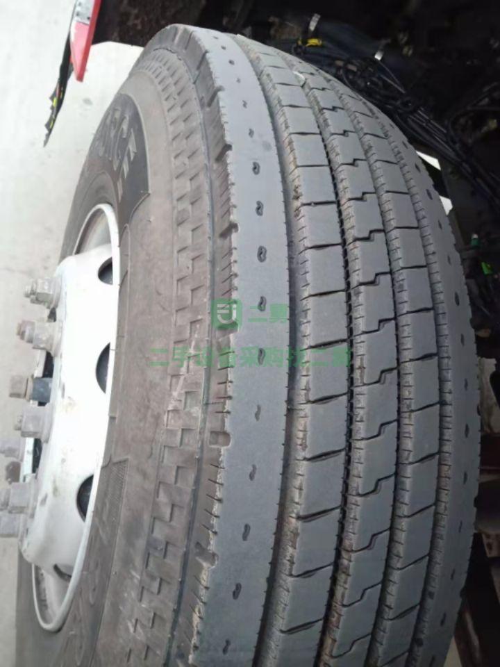 出售1年整全保險國六德龍430馬力牽引車天然氣車