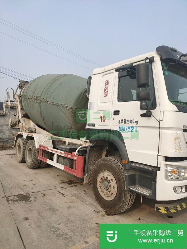 河北出售二手豪沃亞特大十四方攪拌車