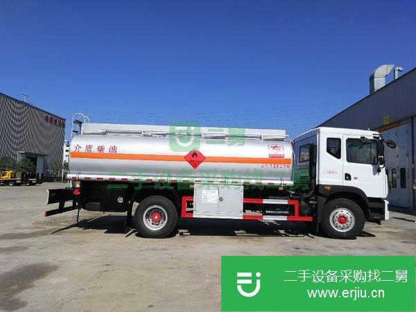 四川出售二手10噸康機(jī)180油罐車(chē)