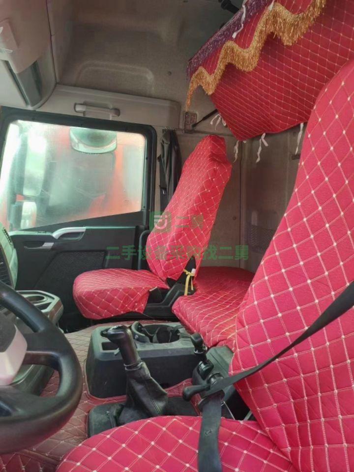 出售青島解放JH6牽引車，19年3月上戶，430馬力，濰柴發動機