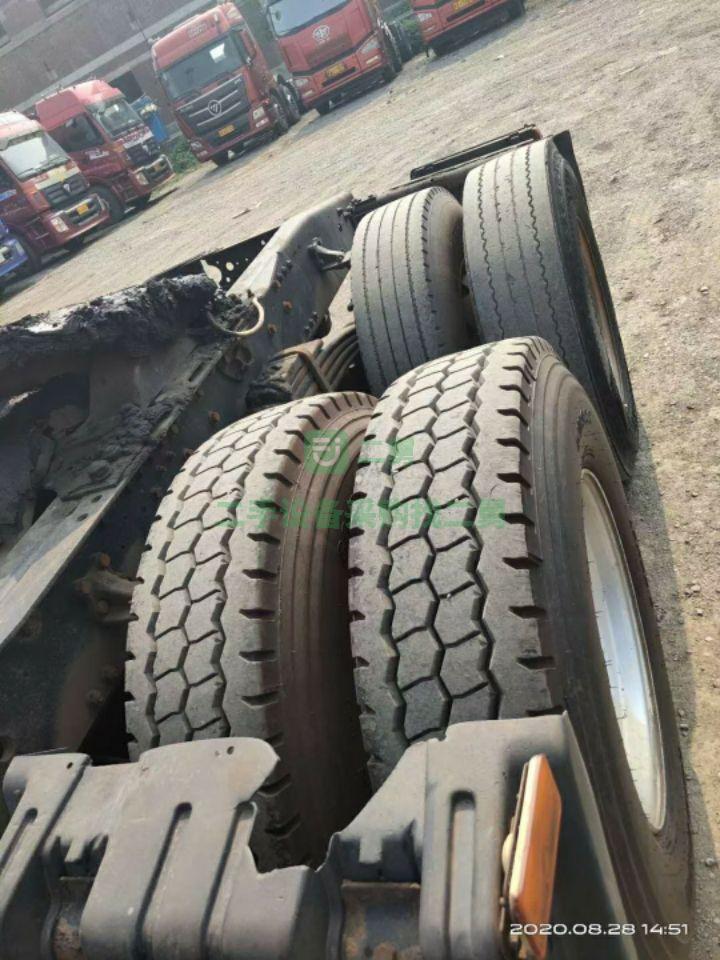 出售歐曼430馬力國四雙驅車牽引車