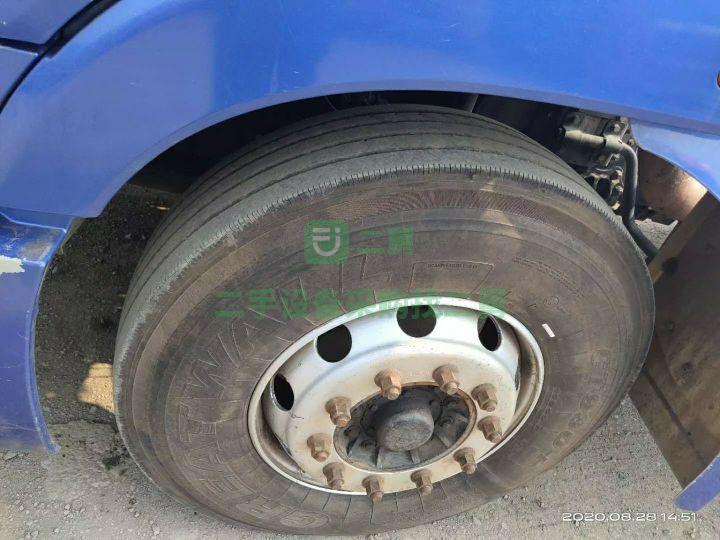 出售歐曼430馬力國四雙驅車牽引車