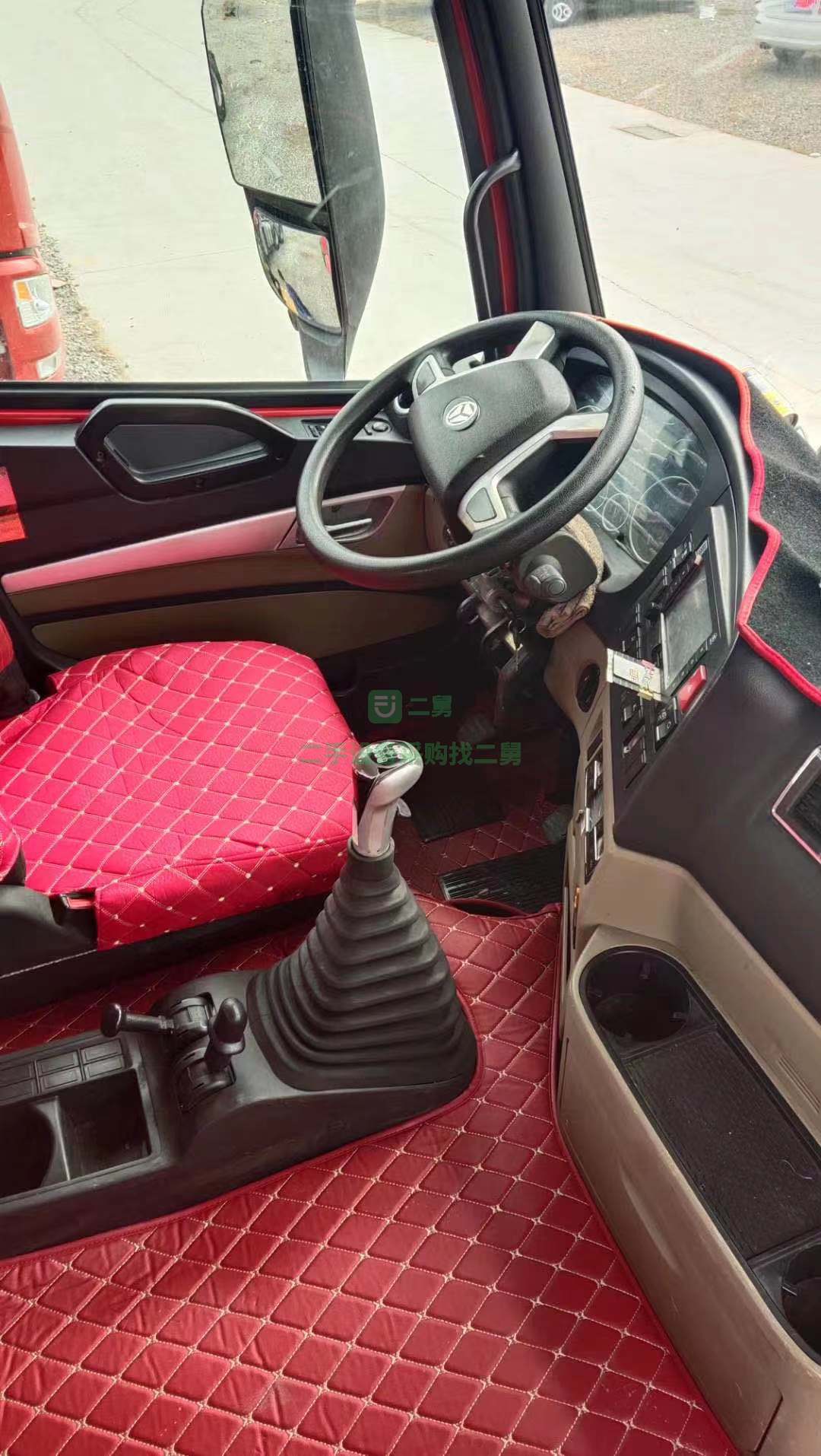出售一臺最新款豪瀚19年6月430加氣車牽引車！車況極品