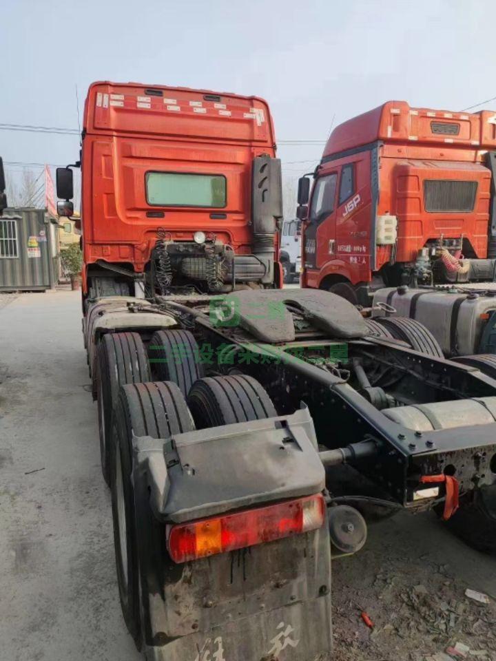 出售青島解放JH6牽引車，19年3月上戶，430馬力，濰柴發動機