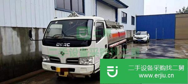 湖北出售二手東風多利卡5噸油罐車