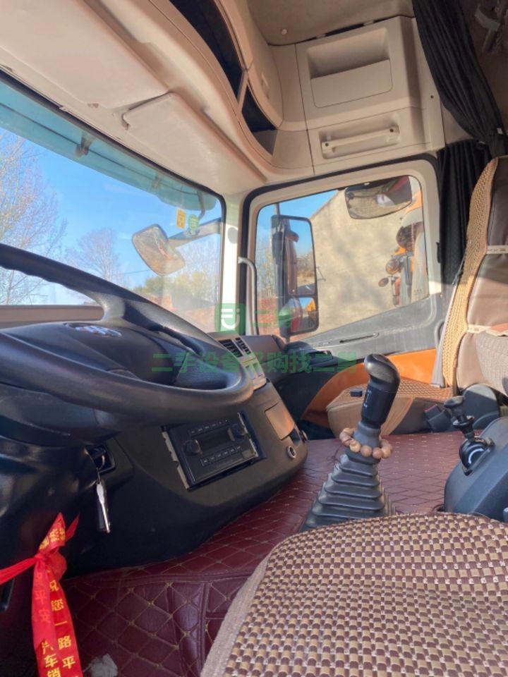 出售國五歐曼前四后八自卸車，長度8.2米