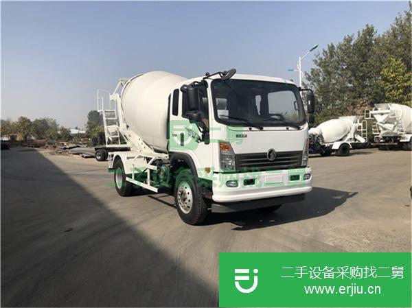 山東出售二手東風(fēng)6方攪拌車