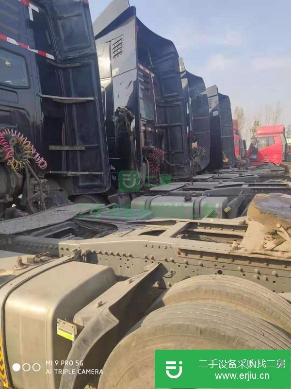 廣西出售二手豪沃牽引車,曼發(fā)動(dòng)機(jī) 重汽變速箱 440馬力