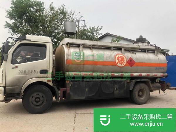 天津出售二手8噸油罐車150馬力發動機