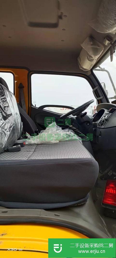 湖北出售二手東風福瑞卡F7隨車吊
