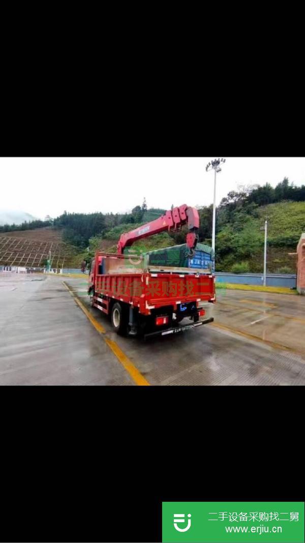 湖北出售二手重汽豪曼5噸4節(jié)臂云內(nèi)130馬力隨車(chē)吊