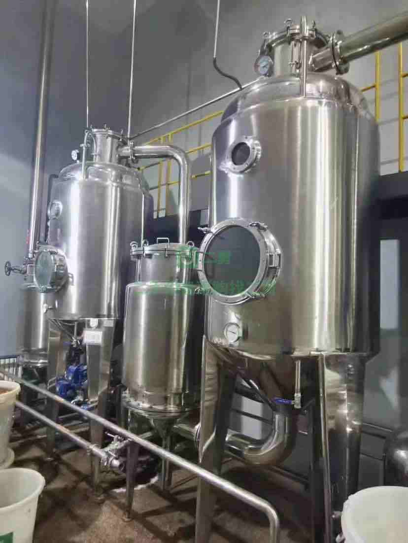 出售二手的炬峰1000中藥提取濃縮機組，1000升蒸發器