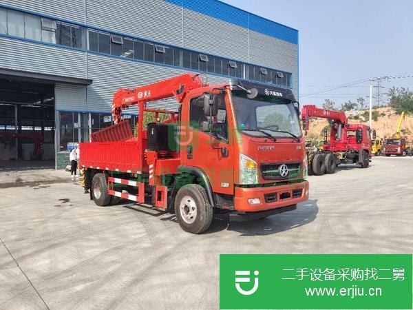 湖北出售二手大運6.3噸隨車吊全國可上戶可分期付款
