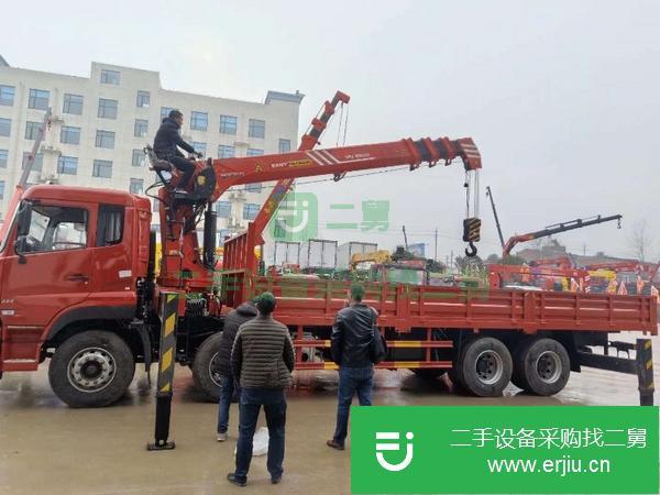 浙江出售二手東風(fēng)天龍后八輪12噸隨車吊