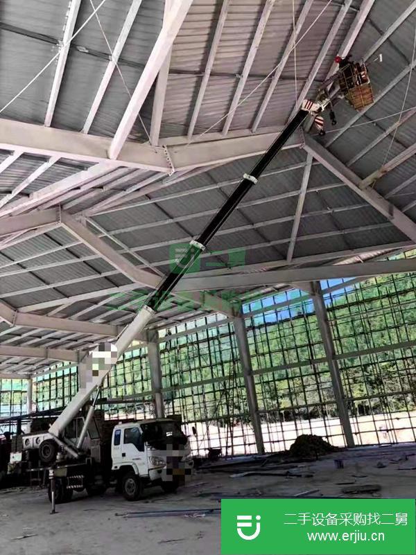 福建出售二手14年國(guó)四福田12噸汽車吊