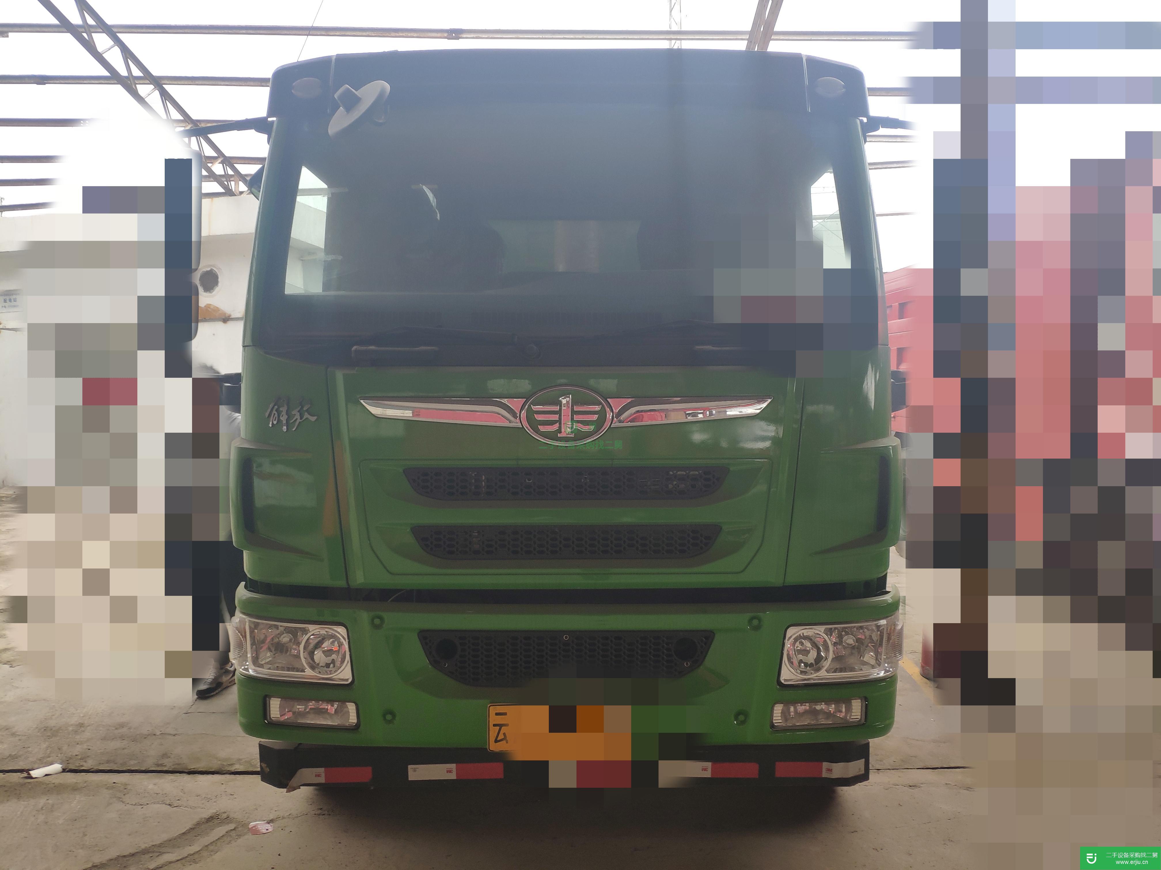 云南出售二手青島解放220馬力自卸車