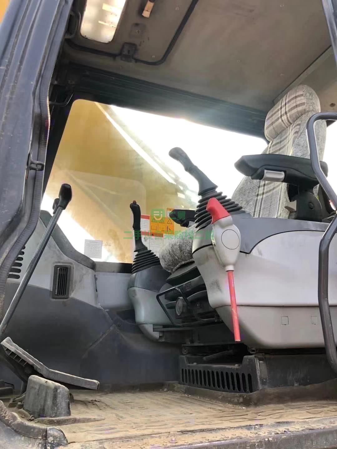 急售一臺小松360-7挖掘機，14年出廠，有環保手續