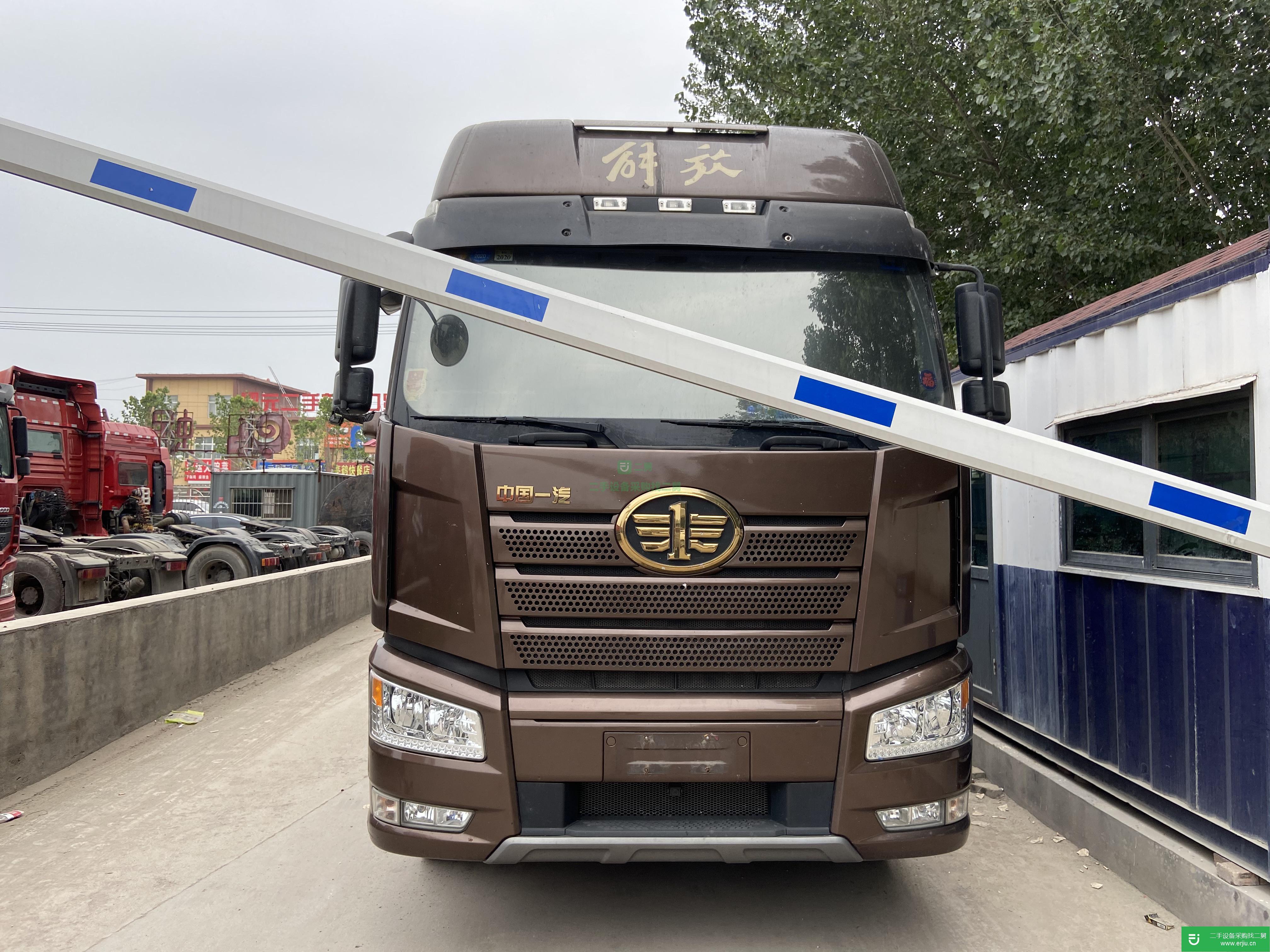 山東出售二手一汽解放半掛車