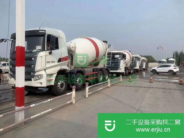 江蘇出售二手三一輕量化前四后八國五攪拌罐車