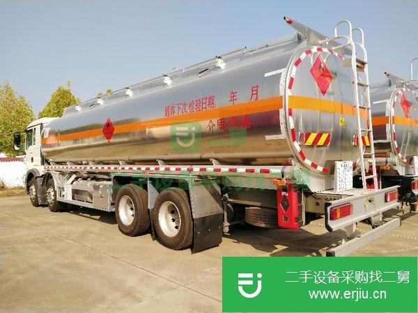 甘肅出售二手重汽豪沃前四后八油罐車德國曼340馬力國五發動機