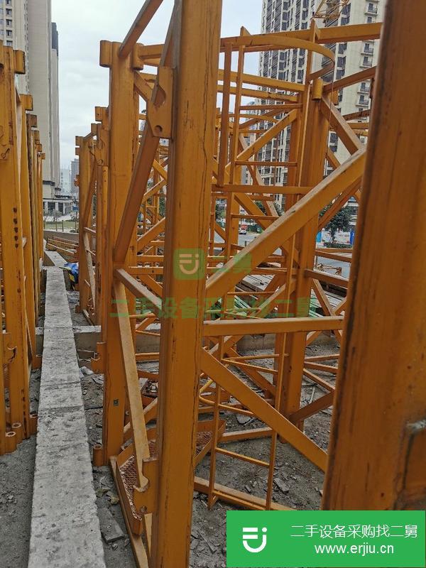 福建出售二手中聯(lián)6012塔吊