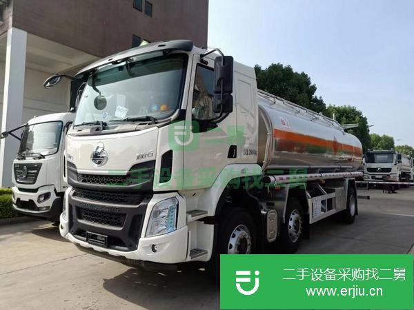 湖北出售二手東風柳汽玉柴240馬力陜齒八擋變速箱小三軸鋁合金油罐車