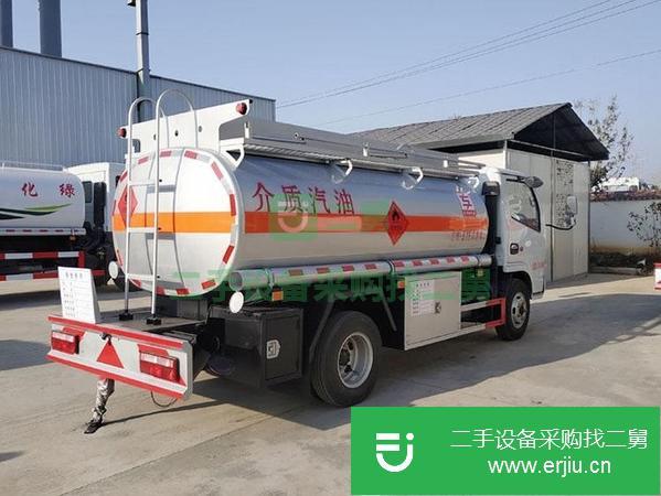 湖北出售二手東風5噸1145馬力國五油罐車