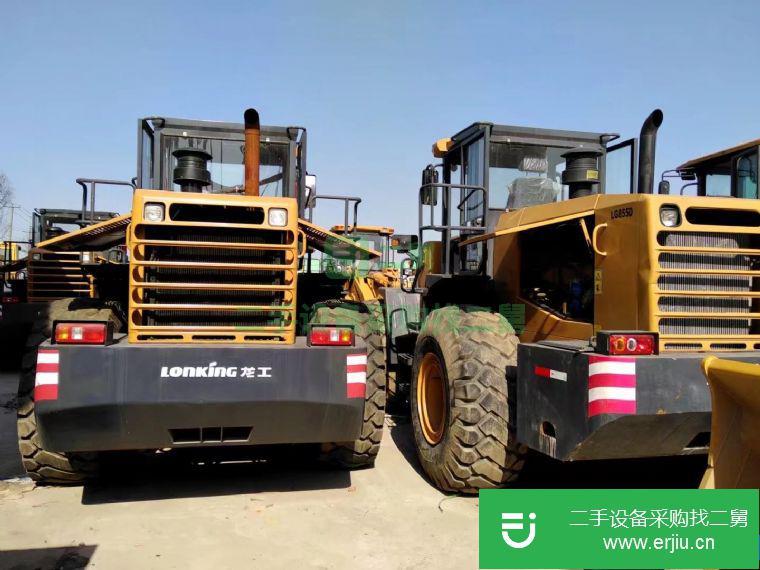 上海出售二手龍工裝載機,車況佳，原版油漆，手續齊全,保修一年，送貨到家。