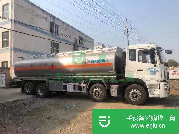 湖北出售二手東風天龍30.2方鋁合金運油車