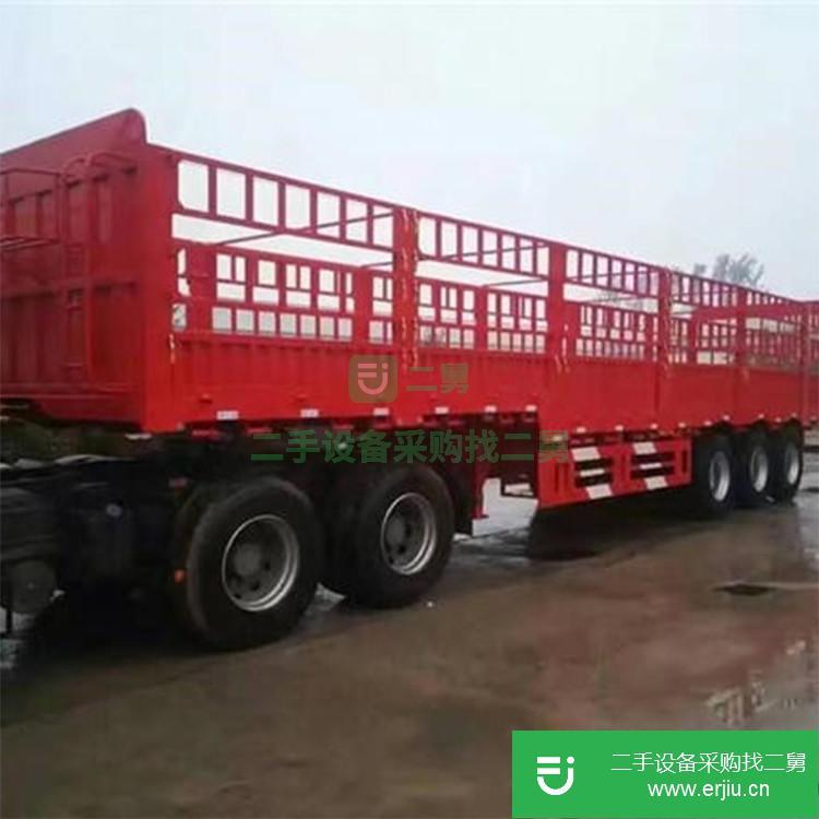 山東出售二手輕型蒼欄半掛車