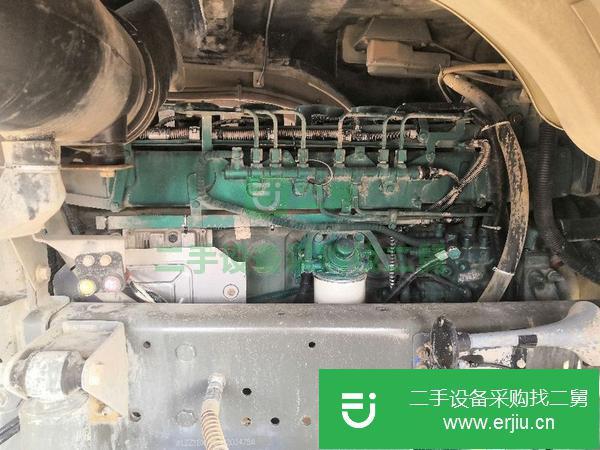 山東出售二手豪沃亞特上裝17年國五攪拌車